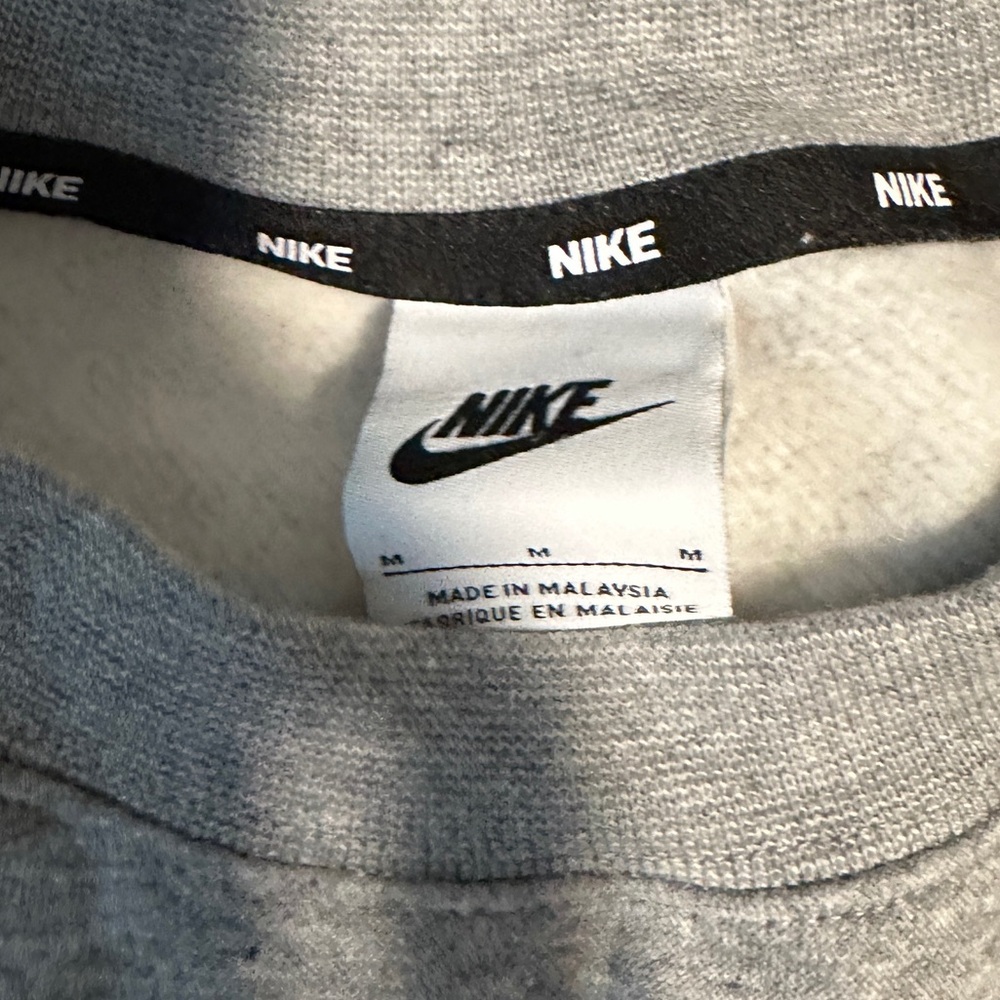 Daughter heading to college closet clean out! Nike Iowa sweatshirt.
